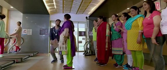 PUMP IT (The Workout Song) FULL VIDEO SONG - Arjun Kapoor, Kareena Kapoor