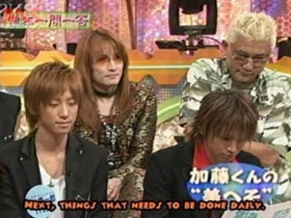 Tsuyoshi talking about fishes