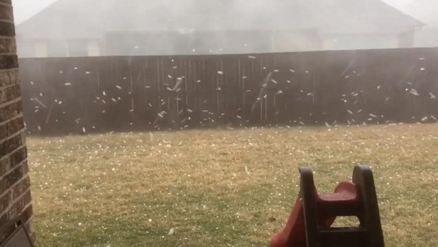 Severe thunderstorms batter northern Texas with hail