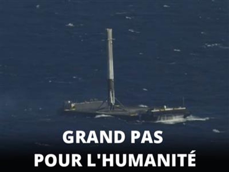 Atterissage spectaculaire d'une fusée en pleine mer