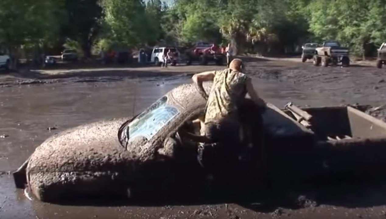 Extreme Road Idiot People - Stupid people doing stupid things #3 | Insolite de la route n°3 | Avril 2016