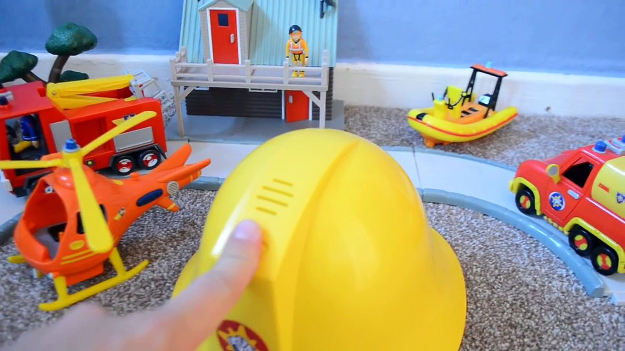 Fireman Sam Pontypandy Jupiter Fire Station Fireman Sam playset Tour FUN
