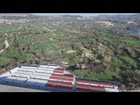 1500 πρόσφυγες στα Οινόφυτα. Επίθεση στην κυβέρνηση για το προσφυγικό