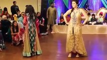 Indian Wedding Mehndi Night BEST Dance On Mehndi Taan Sajdi 2016