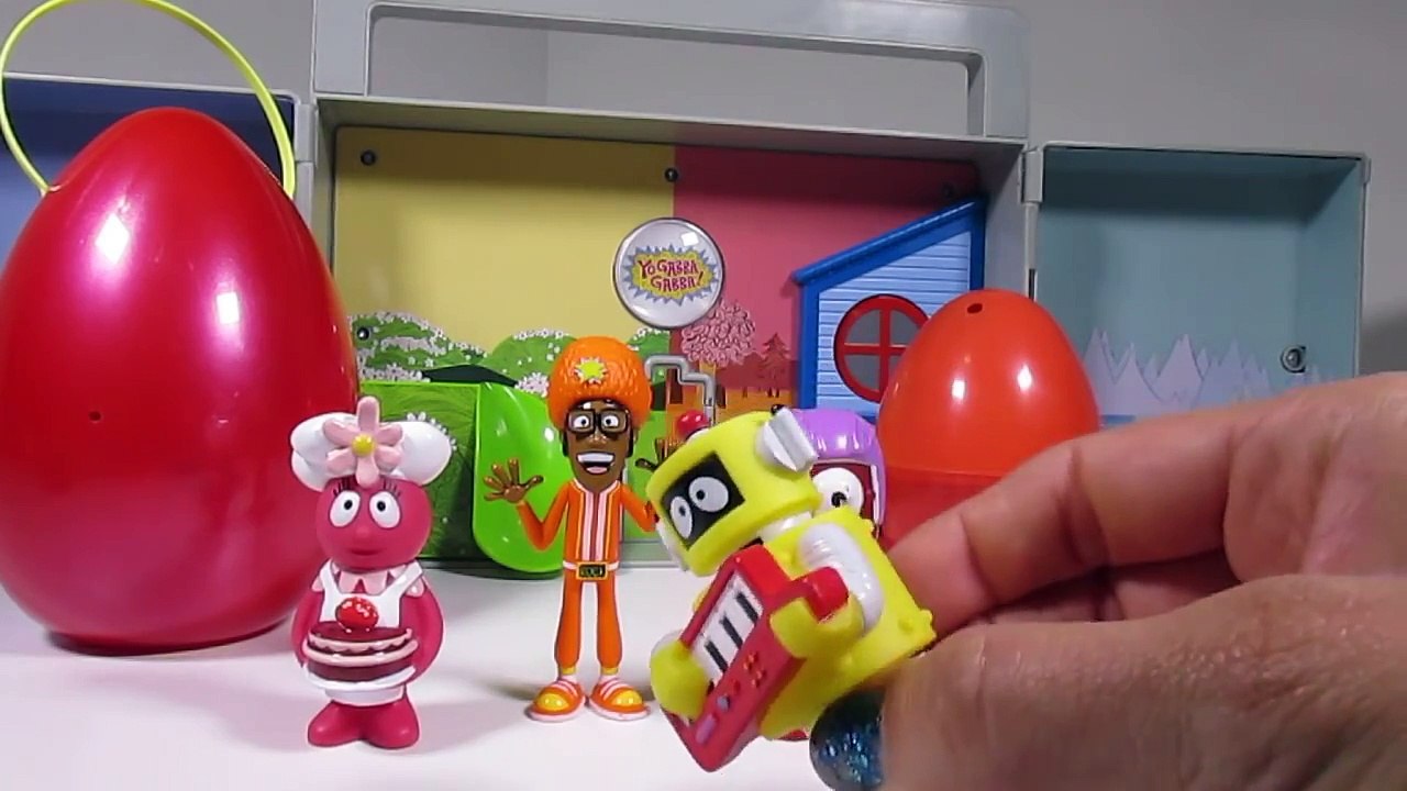 YO GABBA GABBA (Parody) Surprise Eggs with DJ Lance, Muno, Plex, Foofa at Yo Gabba Gabba Boom Box