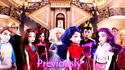 Descendants Mal VS Evie! With Wicked World Ben, Frozen Elsa, Hans, Maleficent & Evil Queen PART 2