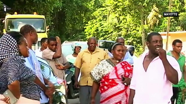 Grève générale à Mayotte pour réclamer l'égalité réelle avec l'Hexagone