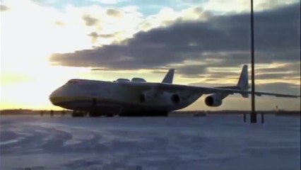 The Biggest Aircraft in The World - An-225 Mriya