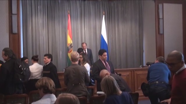 Rusia y Bolivia firman un acuerdo para la exención de visados