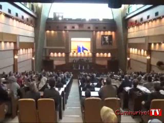 İBB Meclisi'nde Kılıçdaroğlu-Ramazanoğlu kavgası kamerada