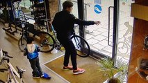 Thief tries to steal racing bike - fails miserably