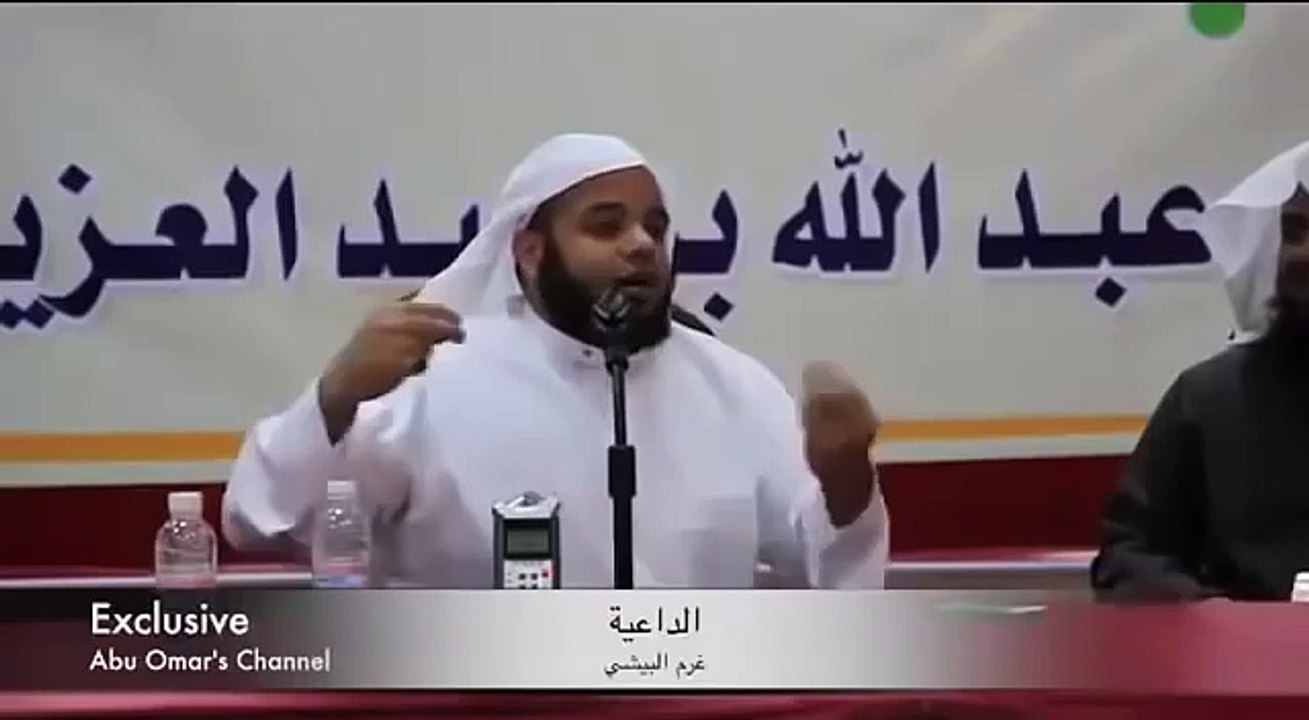 طفل محشش جعل الشيخ يموت من الضحك موقف مضحك