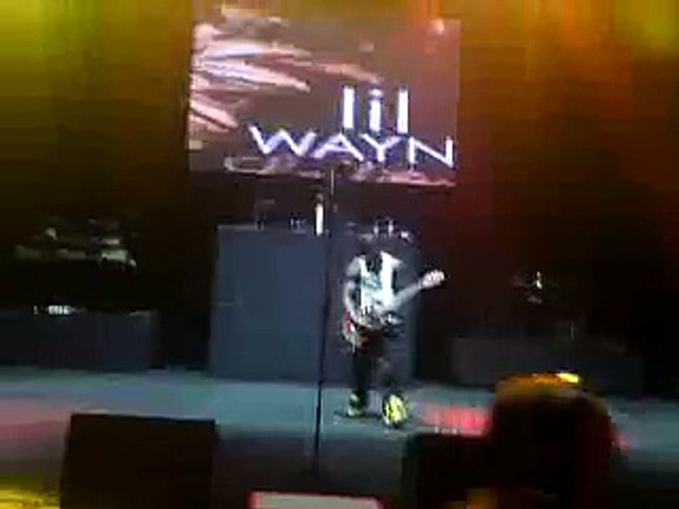 Lil Wayne - Guitar solo - London 7/10/09