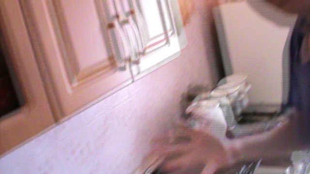 Скандалит мужик Скандал Самый смешной тупой дебил в интернете