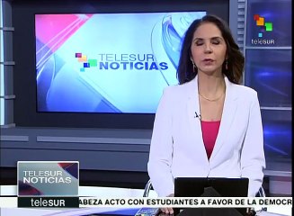 Cientos de argentinos recibieron a expdta. Cristina Fernández