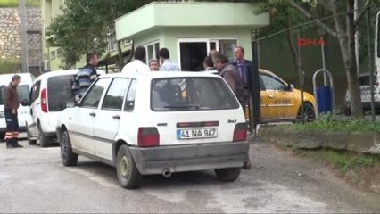 Kocaeli - İstinad Duvarı Çöktü, Huzurevi Boşaltıldı