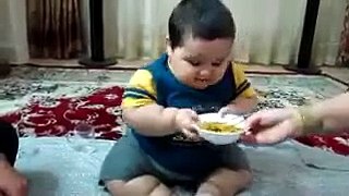 Mera khana hay hath na lagao urdu funny clip punjabi funny totay tapay video Video