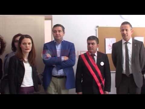 Qendër zhvillimi për fëmijët me aftësi të kufizuar, Klosi: Strehë dhe për fëmijët e rrugës- Ora News