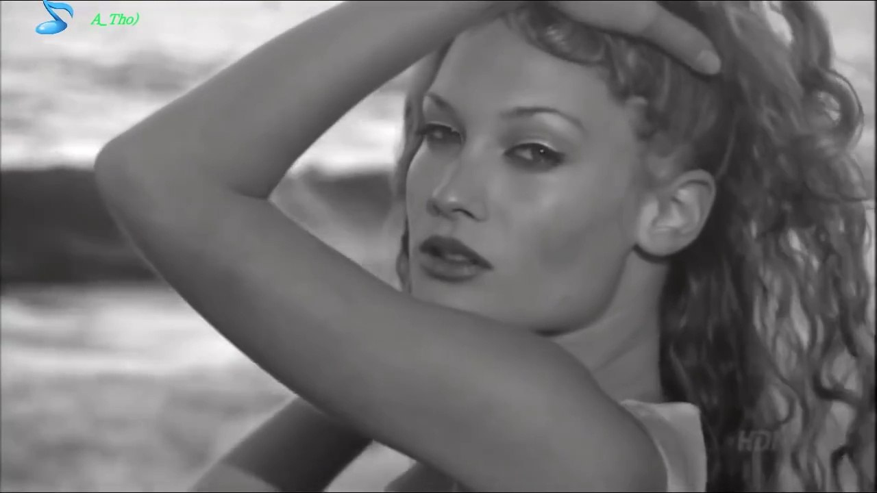 Hòa Tấu Cha Cha Cha - Liên Khúc Vết Thù Trên Lưng Ngựa