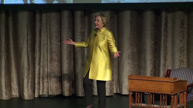 Mayor Bill de Blasio and Hillary at 2016 Inner Circle