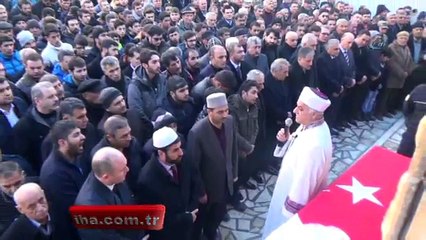 Hain saldırıda hayatını kaybeden polis eşi toprağa verildi