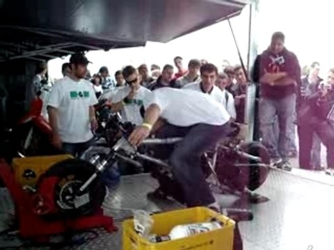 Drag Maxiscoot sur le banc