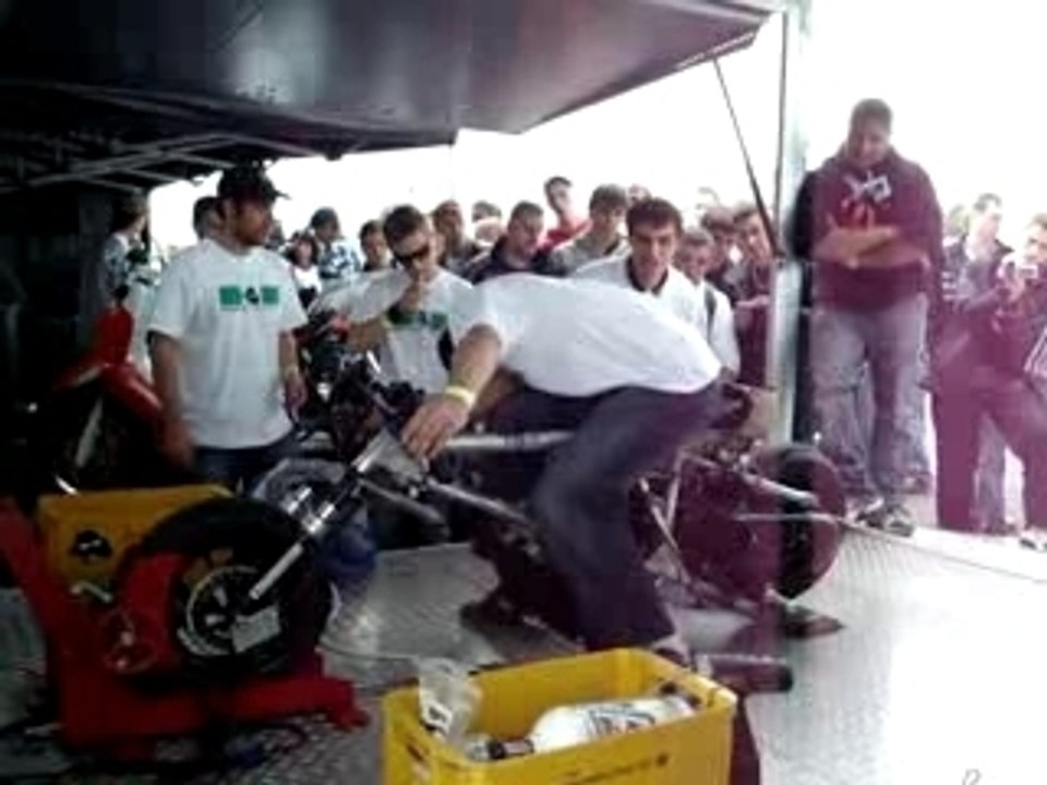 Drag Maxiscoot sur le banc