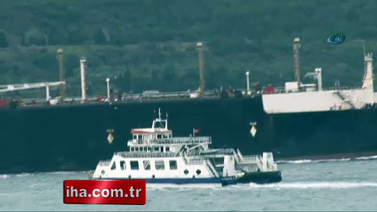 Doğalgaz tankeri Çanakkale Boğazı'ndan geçti