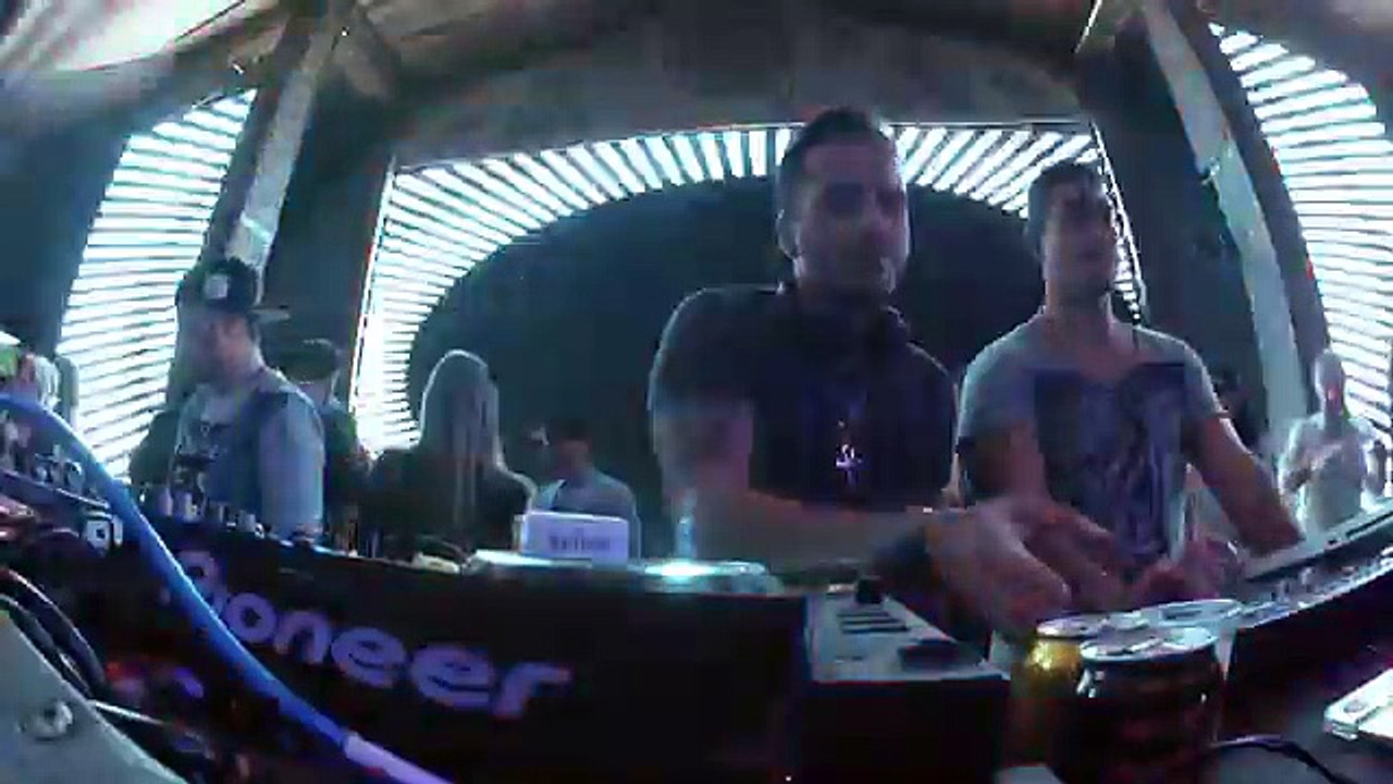 Hot Bullet  Live Music & Friends  17.08.2014  Set Completo 30