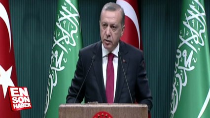 Erdoğan Kral Selman'a devlet nişanı taktı