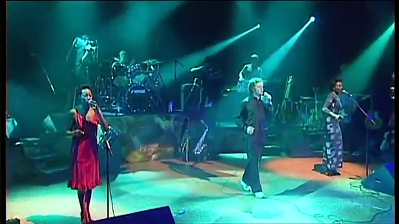 IN CONCERT '' SIMPLY RED '' LONDON 1998 15