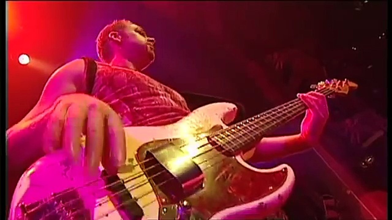 IN CONCERT '' SIMPLY RED '' LONDON 1998 14