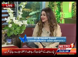 Funny Moments in Live TV Show & Anchor Can't Stop Laughing
