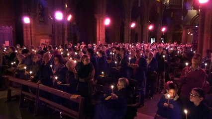 Veillée pascale 2016-1 Nous te louons Splendeur du Père.