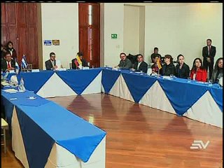 Ecuador busca un acuerdo comercial con El Salvador