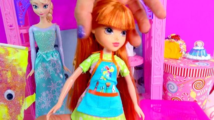 Moxie Girlz Painter Doll Playset & Disney Frozen Queen Elsa Paints with Color Change Art Set