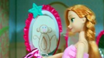 PRANK 4 Kristoff Pranks Anna Hides Her Dress, Monkey Mirror Disney Frozen Parody AllToyCollector