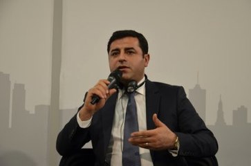 Demirtaş: Özerklik İlanlarıyla Bir Yere Varılamaz