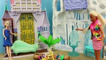 Frozen Elsa Castle Dollhouse Makeover BARBIE STYLE ❤ Frozen Kids Alex & Felicia DisneyCarToys