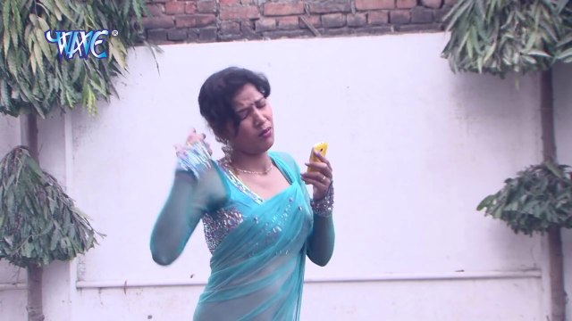 लहंगा खोजाता छैना - Lahanga Khojata Chhena | Sunil Chawala | Bhojpuri Hot Song 2016