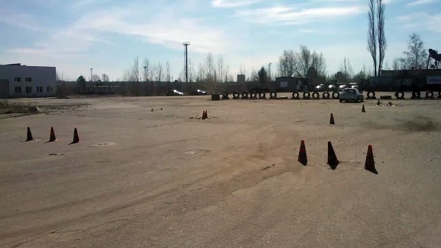 Пройти курс экстремального вождения в Киеве. carbon.co.ua