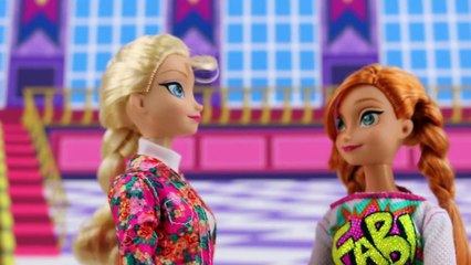 Frozen Elsa & Anna are Mermaids and Hans is King. DisneyToysFan