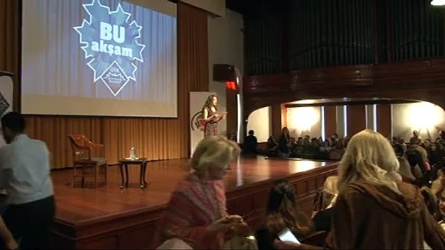 Cem Yılmaz’a Boğaziçi Üniversitesi’nden “En Sevilen Mezun” ödülü