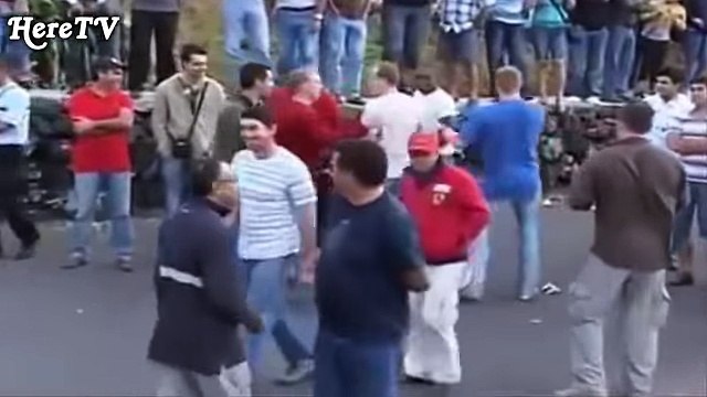 -People faFunny videos il bull fighting Funny Animals videos Bull Fails Videos - YouTube