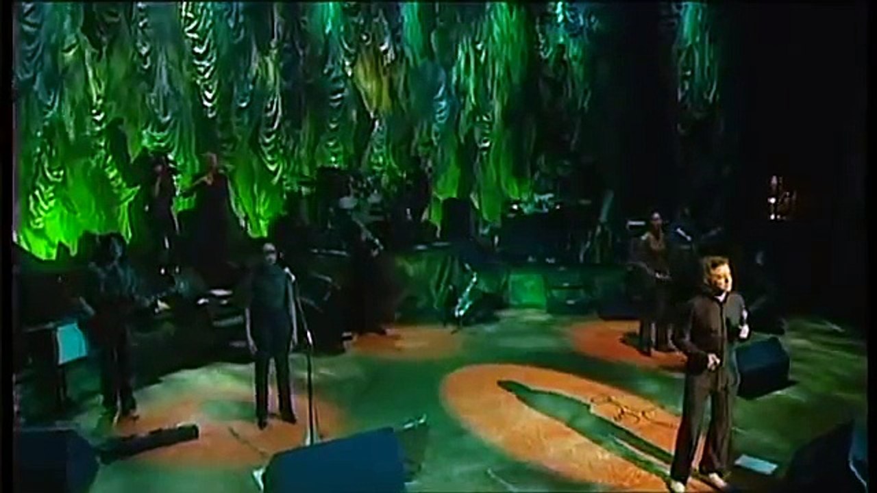 IN CONCERT '' SIMPLY RED '' LONDON 1998 22