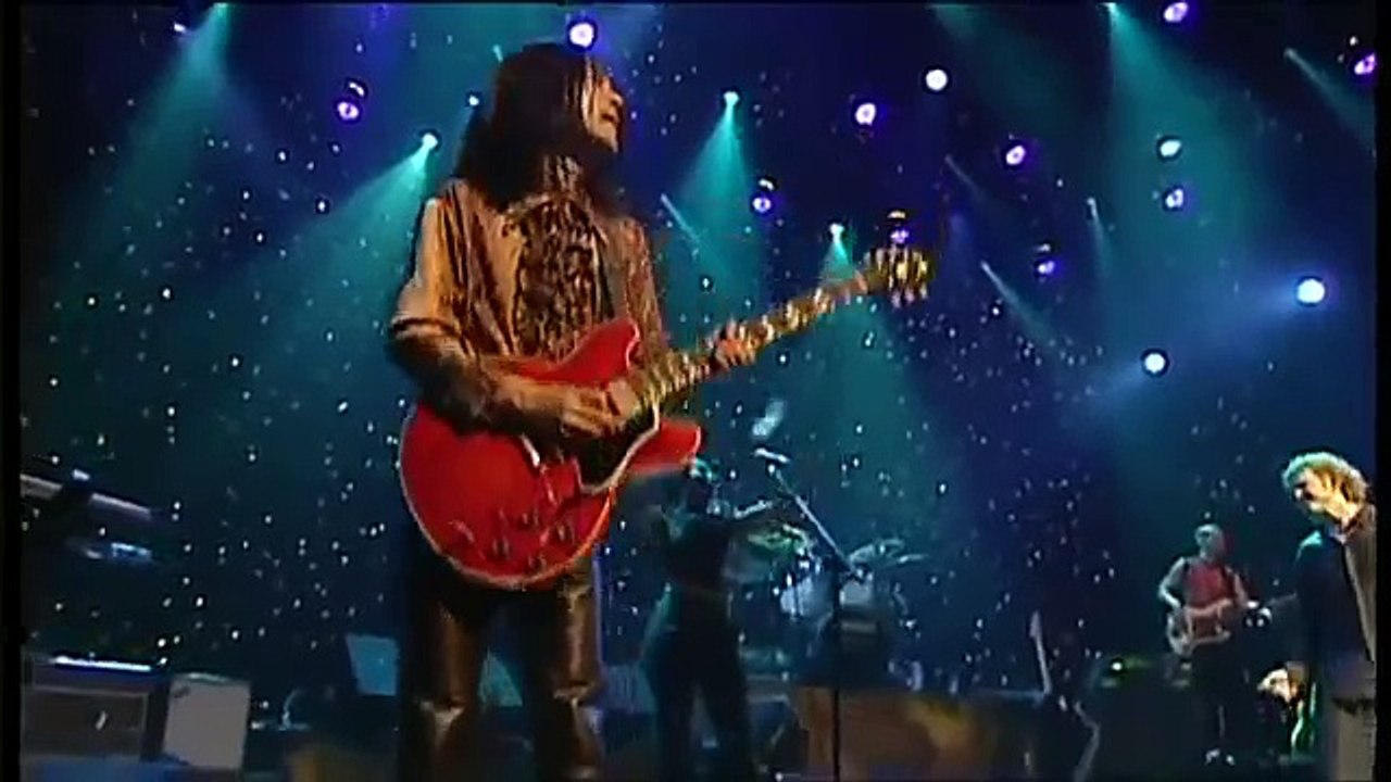 IN CONCERT '' SIMPLY RED '' LONDON 1998 25