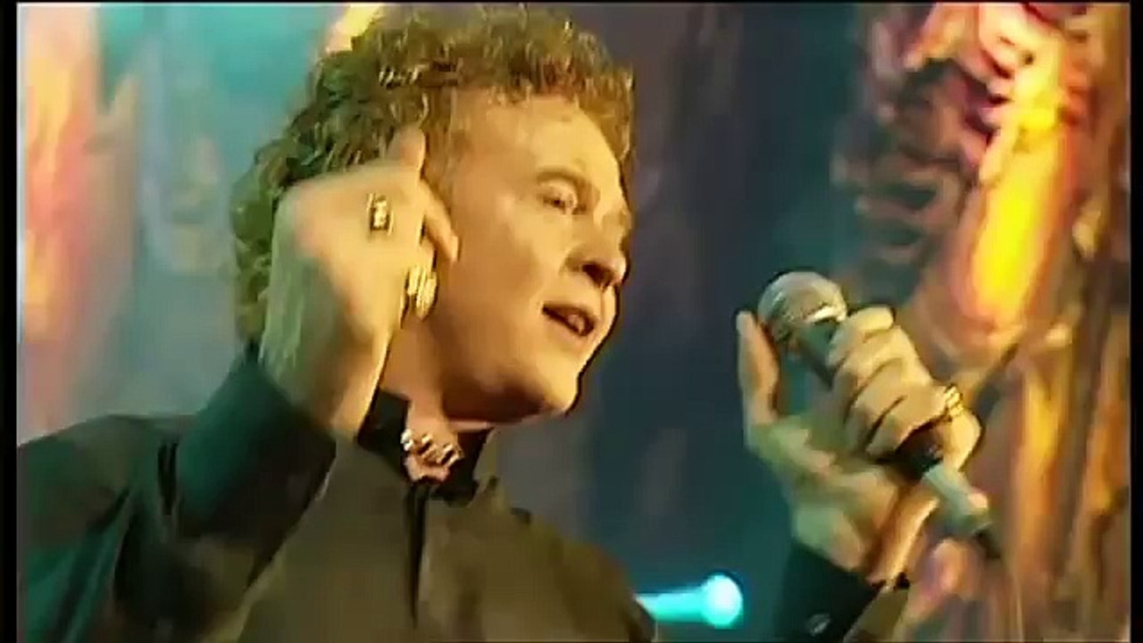 IN CONCERT '' SIMPLY RED '' LONDON 1998 27