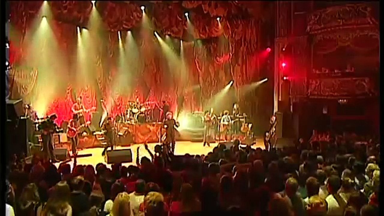 IN CONCERT '' SIMPLY RED '' LONDON 1998 29