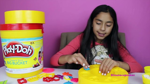 Tuesday Play Doh Create N Store BIG PLAYDOH BUCKET!! B2cutecupcakes