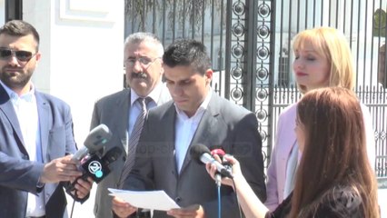 “Luftë kastravecash” në Maqedoni - Top Channel Albania - News - Lajme